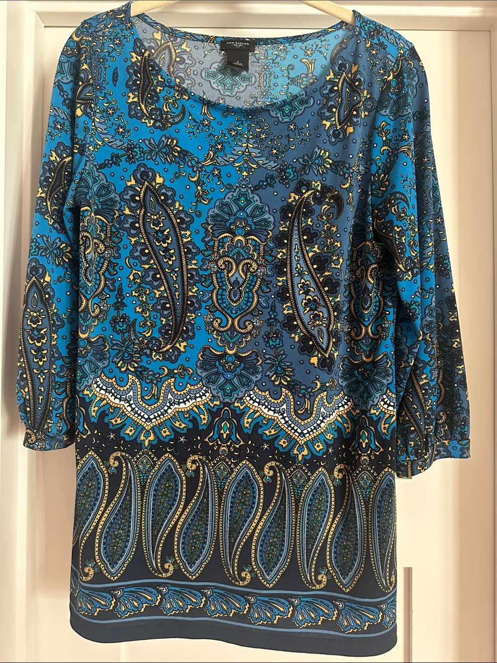Ann Taylor Teal & Navy Paisley Scoop Neck Blouse